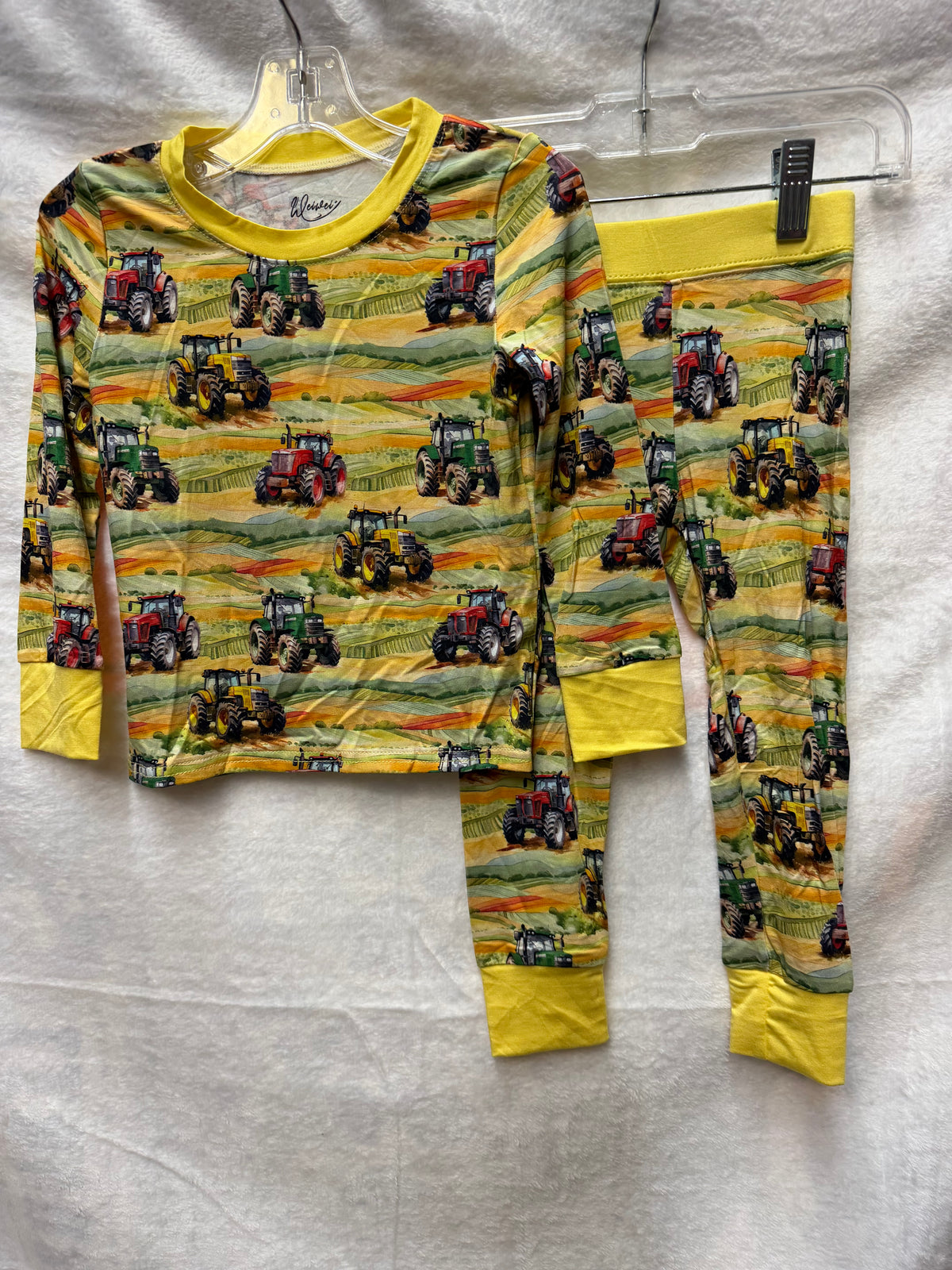 Tractors print long sleeve and pants