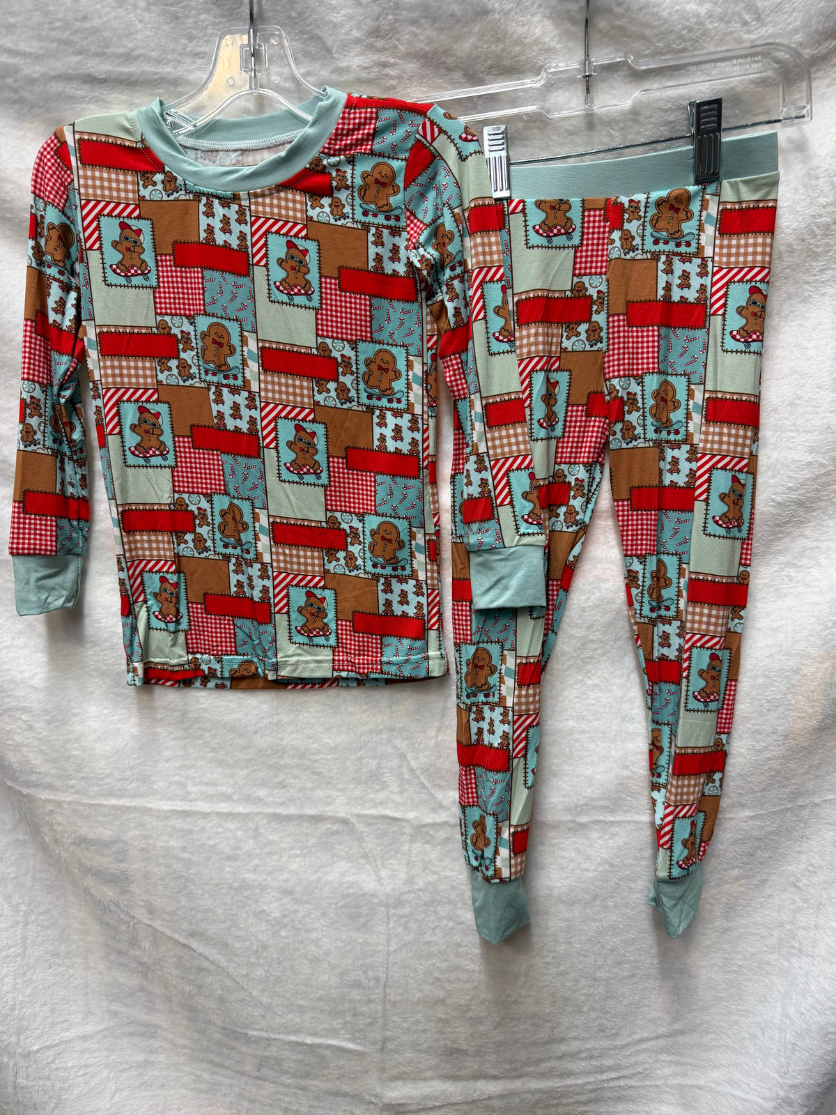 Gingerbread print long sleeves and pants